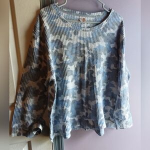 Secret Treasures Blue and Gray Textured Top XL